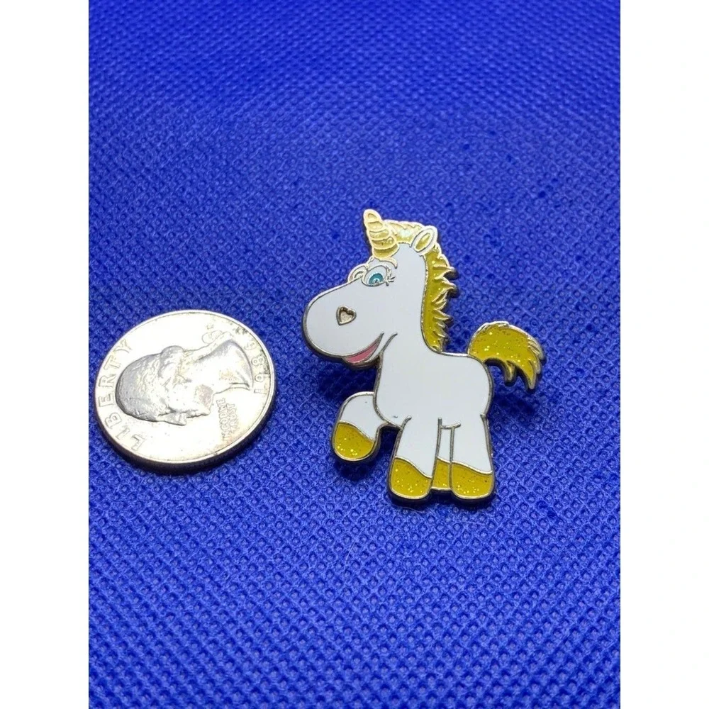 2010 Toy Story 3 Buttercup Disney trading pin Stuffed Unicorn Bonnie